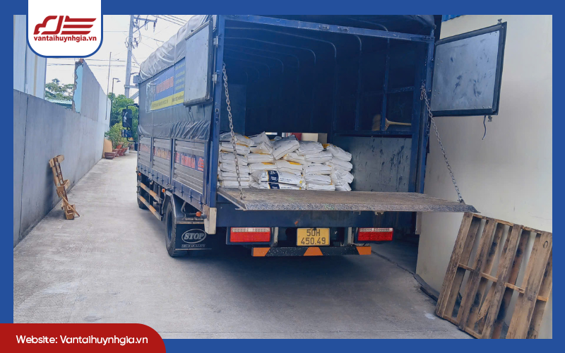 Loi-khuyen-kinh-doanh-xe-tai-2-htx-Huynh-Gia