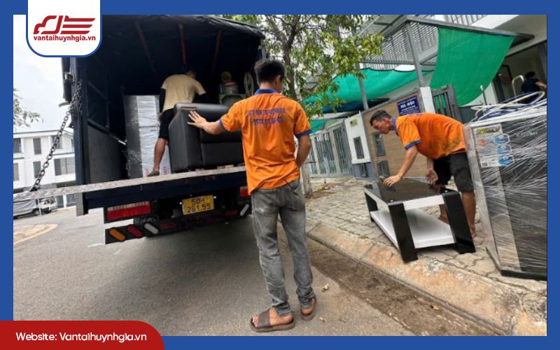 Bước 4: Vận chuyển hàng hóa đến địa điểm đích