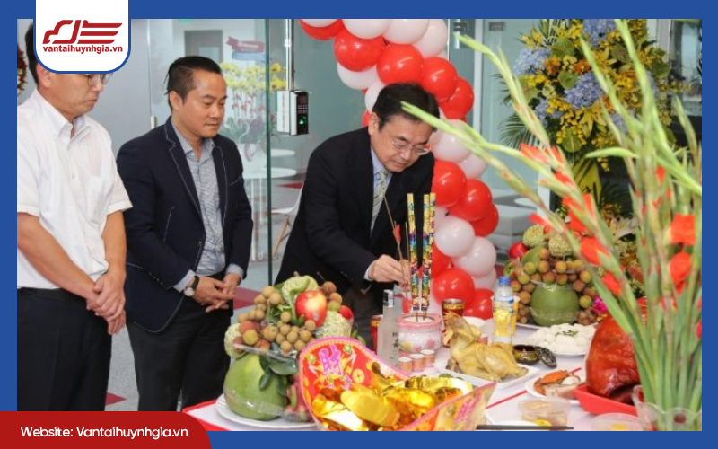 Bài cúng chuyển phòng làm việc mới để khai xuân đầu năm thuận lợi