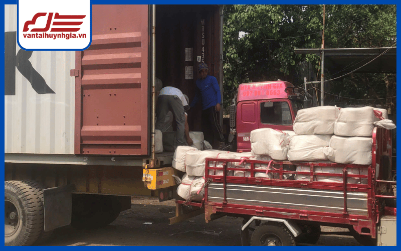 Dịch vụ cho thuê bến bãi, trung chuyển hàng hóa