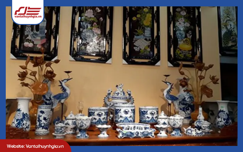 Chuyển nhà có chuyển bát hương hay không?