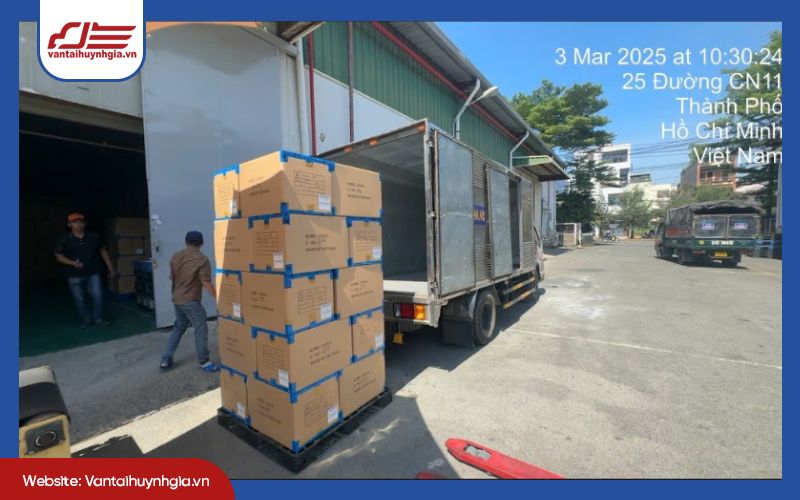 Vì sao nên chọn dịch vụ chuyển nhà trọn gói của Huỳnh Gia tại quận 12?