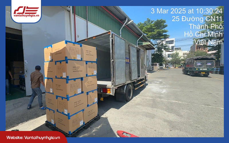 Nhu cầu vận chuyển tăng cao cuối năm