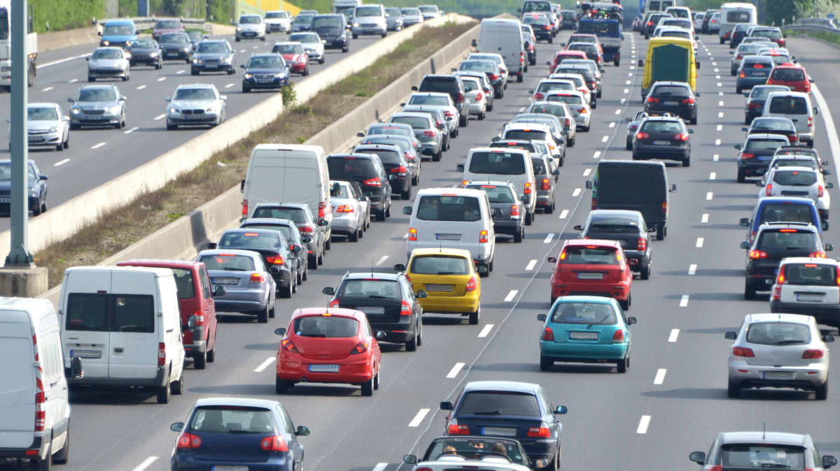 Chuẩn khí thải mức 5 yêu cầu ô tô phải đạt những tiêu chuẩn gì?