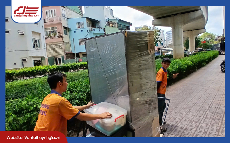 Quy trình vận chuyển door to door diễn ra như thế nào?