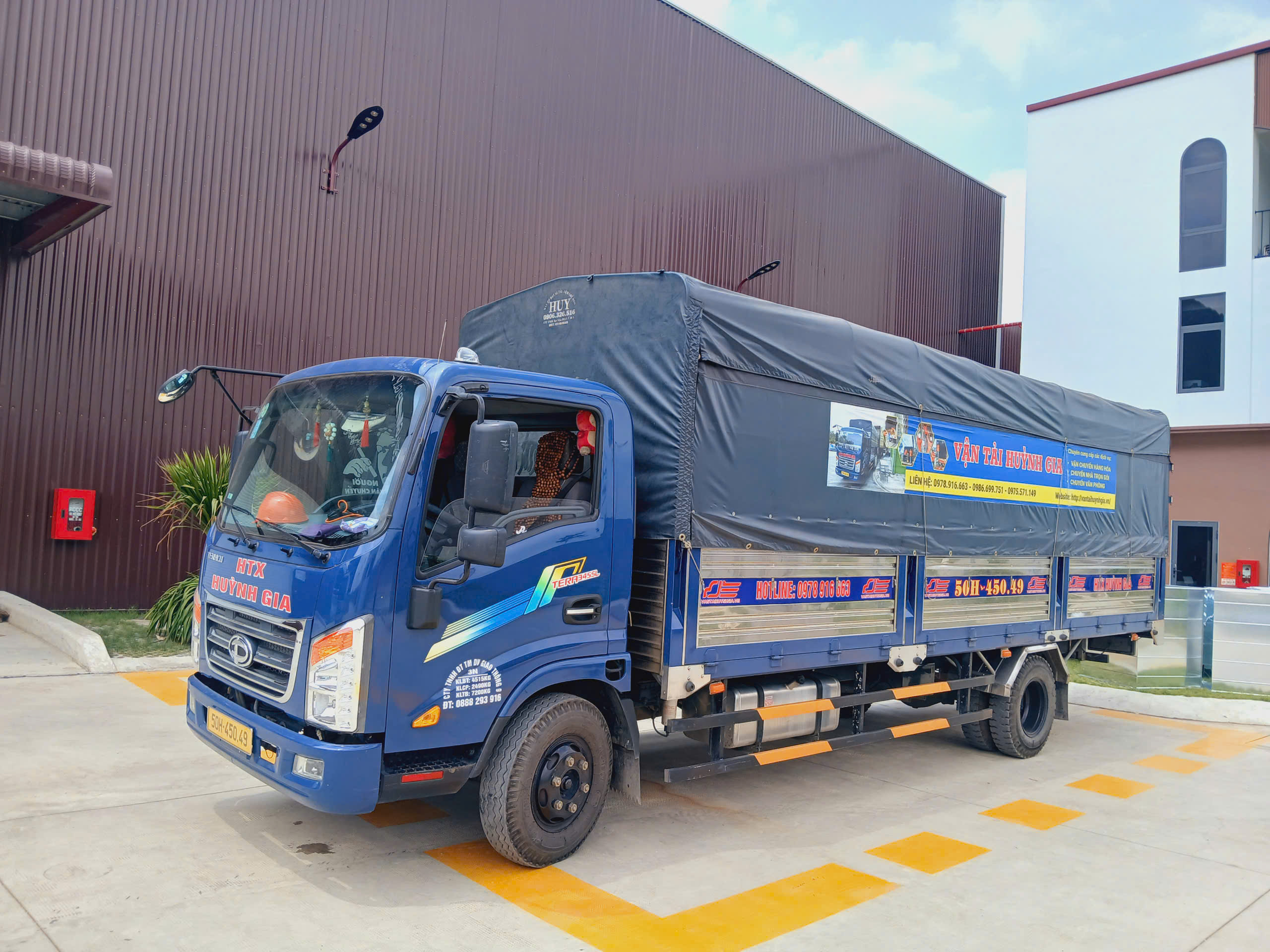 z6453207247569_99b29ed7508773647a937639b8226016